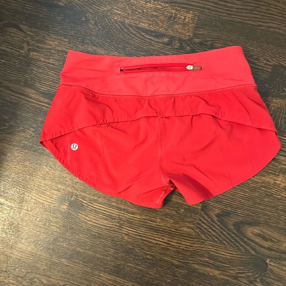 Lululemon size 2 red speed it up short.